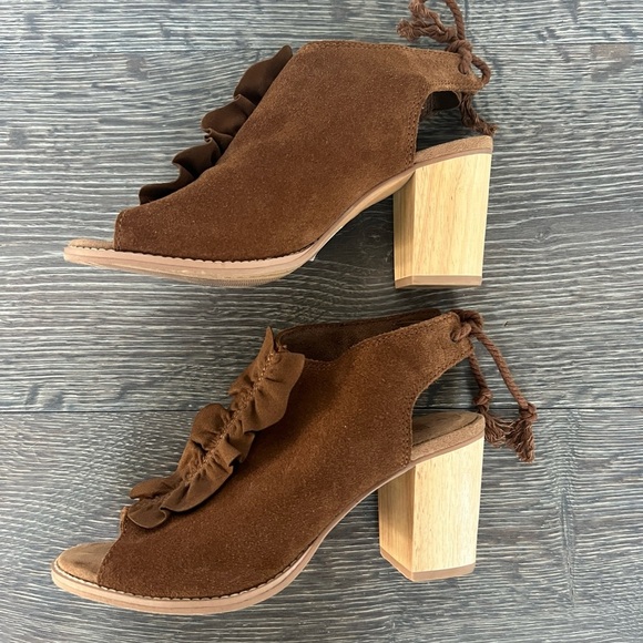 TOMS Elba Amber Suede Block Heel Sling back Peep toe shoe sandal Sz 7 - Picture 7 of 11